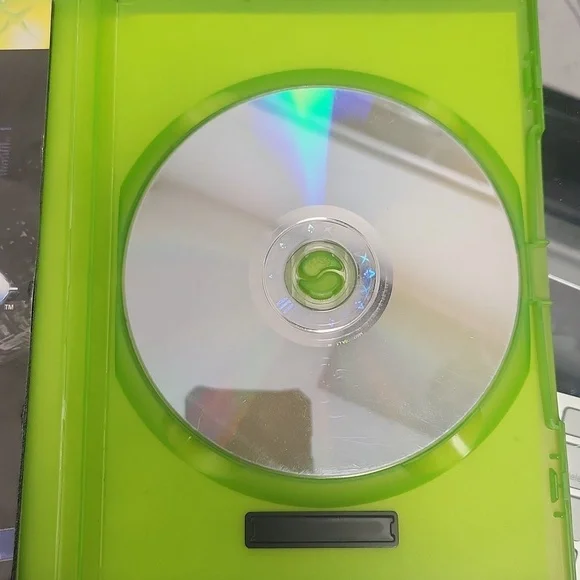 Halo - Picture 3 of 4